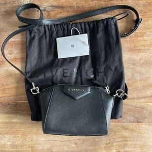 Givenchy Nano Antigona Black